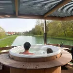 House Boat Avec Naviguant En Champagne Πλωτό κατάλυμα *