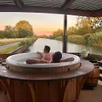 Πλωτό κατάλυμα House Boat Avec Naviguant En Champagne *